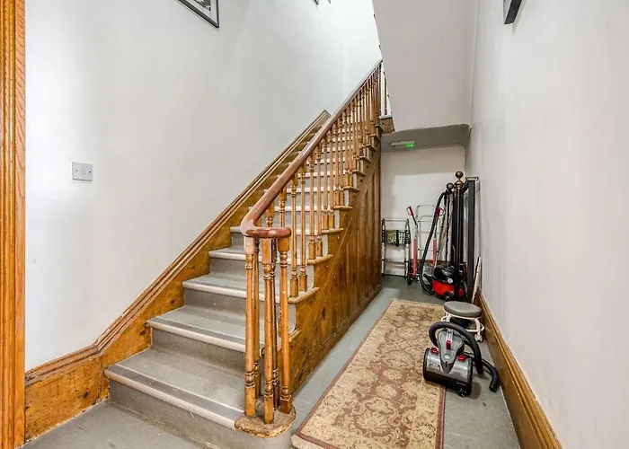 Centre 1 Bed Flat - Short Walk To Station Appartement