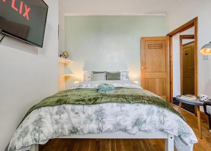 Centre 1 Bed Flat - Short Walk To Station * Bradford (West Yorkshire)